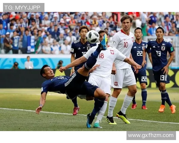 邓伯什与鹿特丹的激烈对决揭示足球战术的精彩博弈与团队合作的重要性